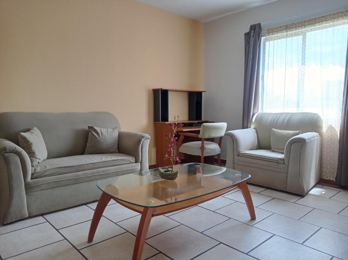 Confort Ejecutivo Suites Lindavista Guadalupe  Bagian luar foto