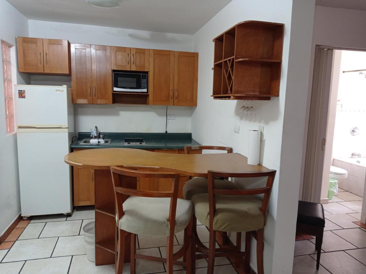 Confort Ejecutivo Suites Lindavista Guadalupe  Bagian luar foto
