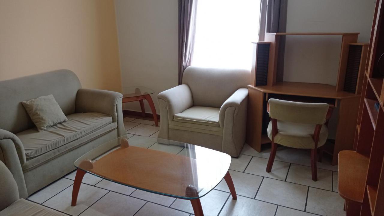 Confort Ejecutivo Suites Lindavista Guadalupe  Bagian luar foto
