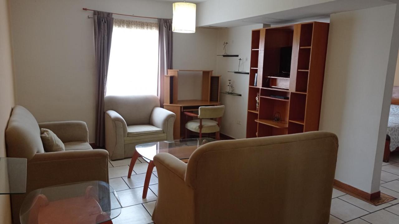Confort Ejecutivo Suites Lindavista Guadalupe  Bagian luar foto