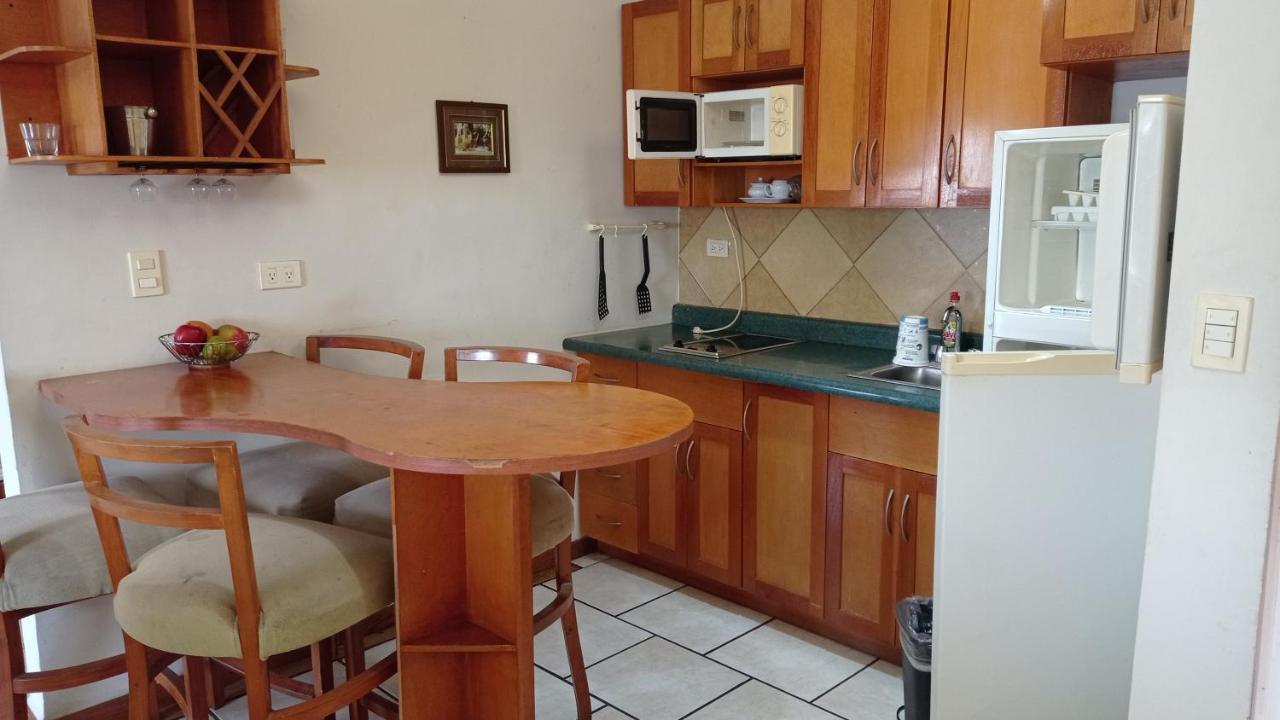 Confort Ejecutivo Suites Lindavista Guadalupe  Bagian luar foto