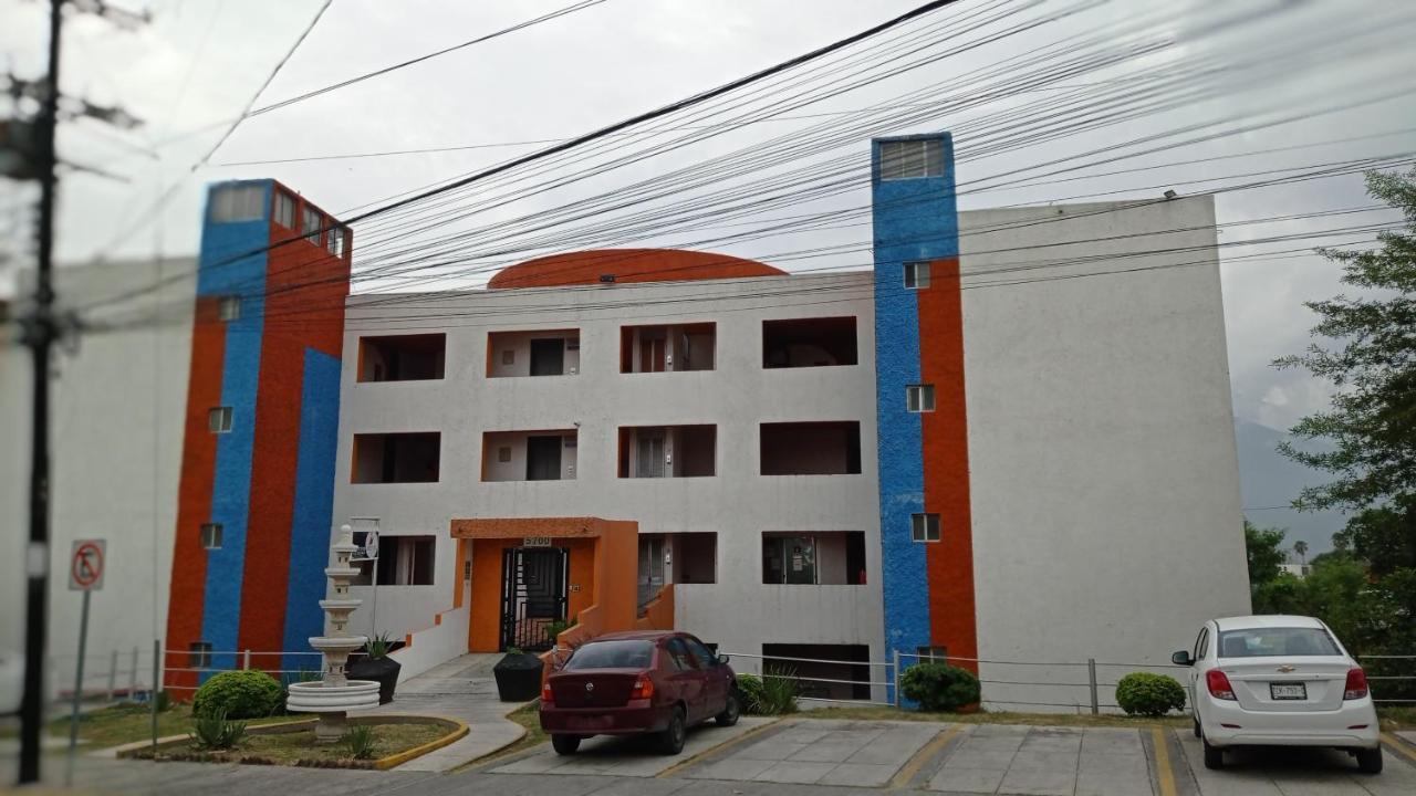 Confort Ejecutivo Suites Lindavista Guadalupe  Bagian luar foto